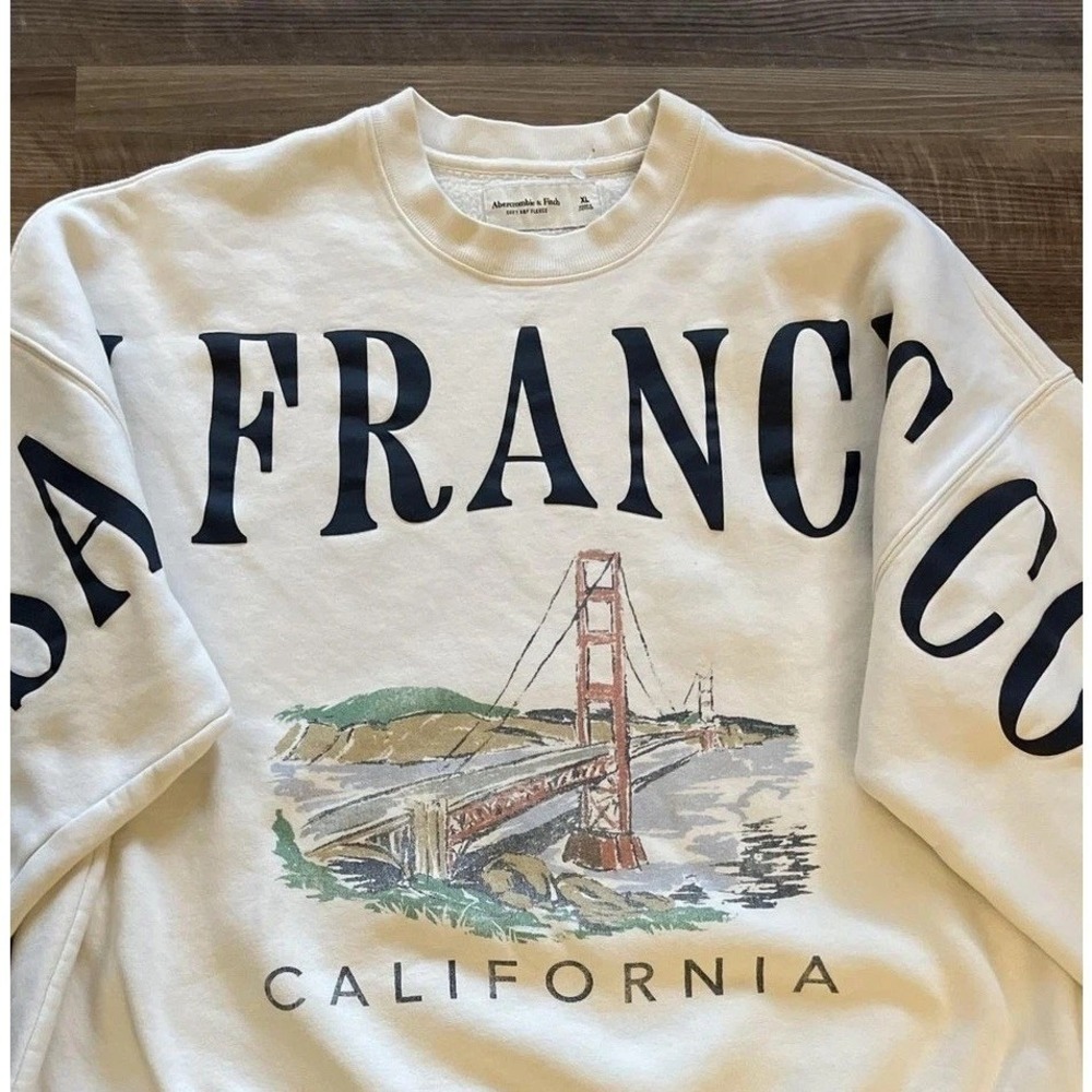 Abercrombie & Fitch San Francisco California Fleece Sweatshirt Cream XL Relaxed
